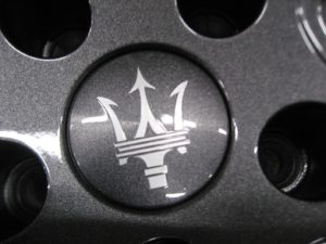 マセラティ レヴァンテ純正ホイール塗装 広島の自動車整備 タイヤ交換 タイヤ預かりは S A