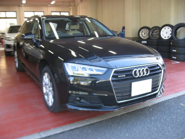 ＡＵＤＩ　Ａ４（８Ｗ）アバント　ＴＶアクティブ