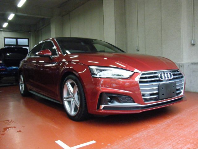 ＡＵＤＩ　Ａ５（Ｆ５）ＳＢ　純正ドライブレコーダー取付