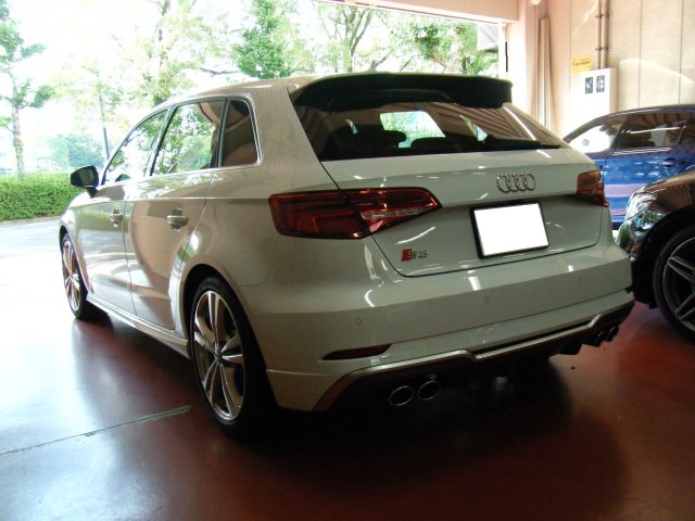 ＡＵＤＩ　Ｓ３（８Ｖ）ＳＡ　ＴＶアクティブ