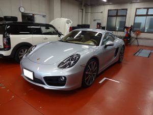 ポルシェ ケイマン ９８１ 車検整備 ブレーキ鳴き止め作業 広島の自動車整備 タイヤ交換 タイヤ預かりは S A