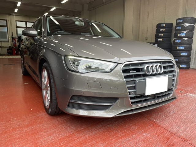 ＡＵＤＩ　Ａ３（８Ｖ）デイライトコーディング作業