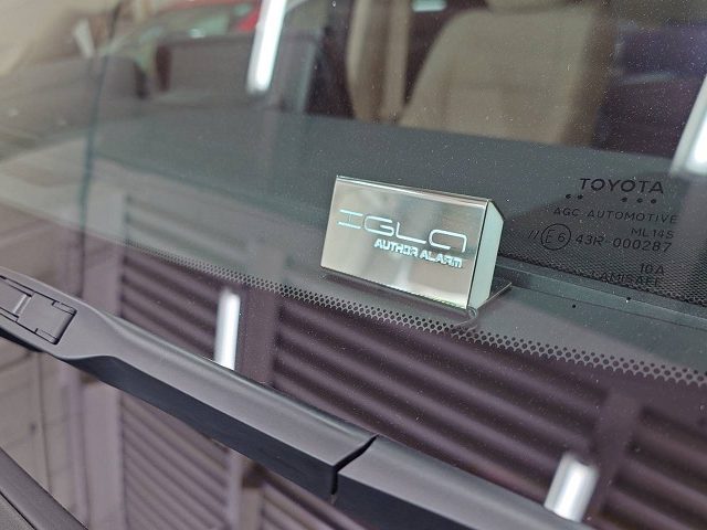トヨタ　ランドクルーザー３００　ＡＵＴＨＯＲ　ＡＬＡＲＭ製セキュリティ取付作業