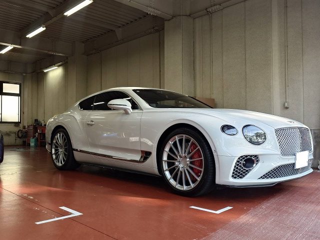 ベントレー　コンチネンタルＧＴ　２２インチホイール装着＆ホイールガラスポリマーコーティング施工