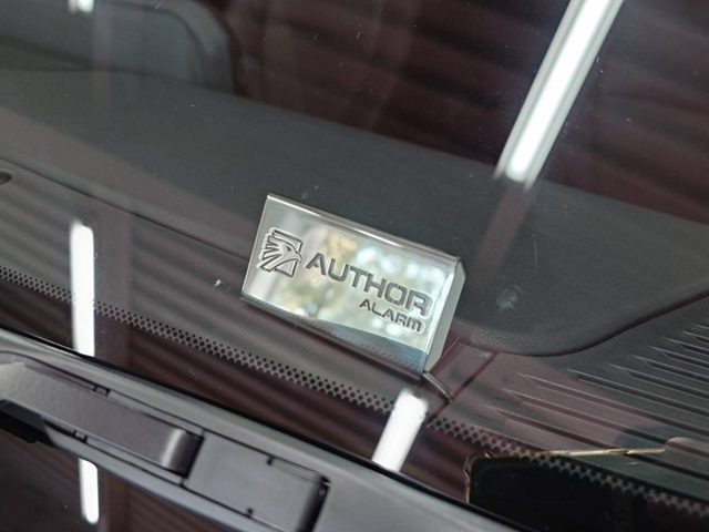 トヨタ　ランドクルーザー２５０　ＡＵＴＨＯＲ　ＡＬＡＲＭ製セキュリティ取付作業