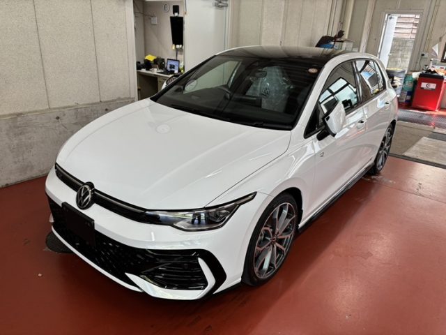 ＶＷ　ＧＯＬＦ８．５　ボディセラミックコーティング施工