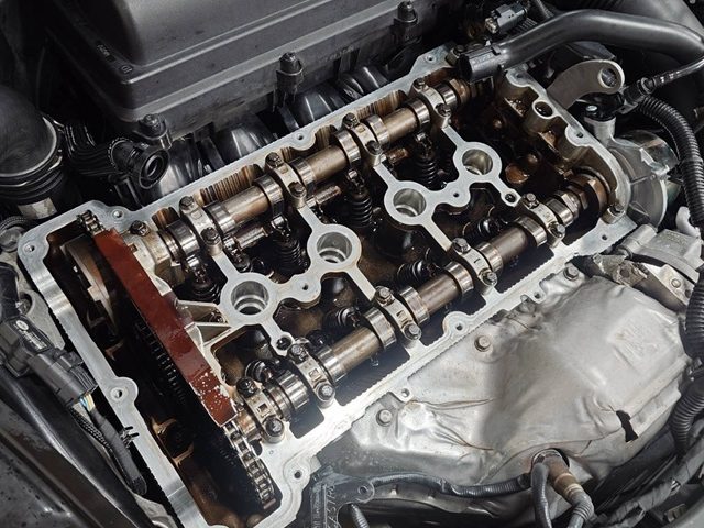 ＢＭＷ　ＭＩＮＩ（Ｒ５５）クラブマン　車検整備、部品交換、車高調交換、アライメント作業