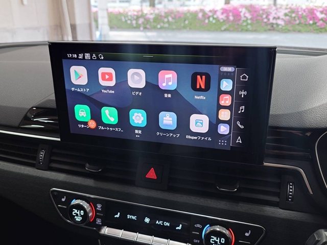 ＡＵＤＩ　Ａ４（８Ｗ）　マルチメディアインターフェイス取付作業