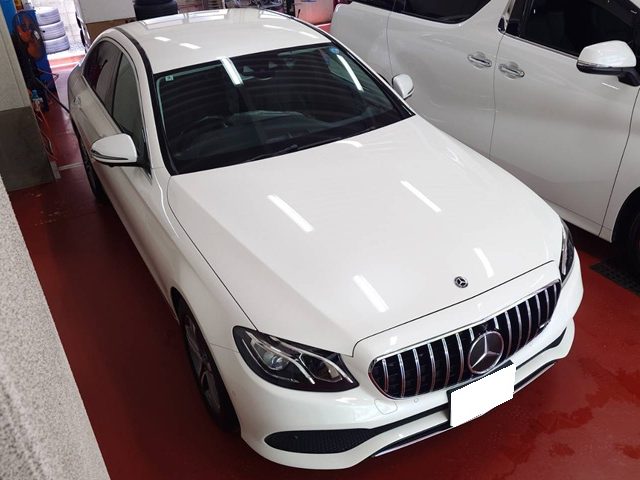 メルセデスベンツ　Ｅクラス（Ｗ２１３）ボディガラスポリマーコーティング作業