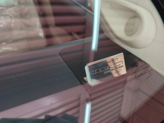 トヨタ　ランドクルーザー300　ＡＵＴＨＯＲ　ＡＬＡＲＭ製セキュリティ取付作業