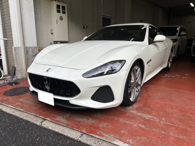 車検整備メンテナンス作業（マセラティＧＴ、レクサスＮＸ３５０、ベンツＡクラス）